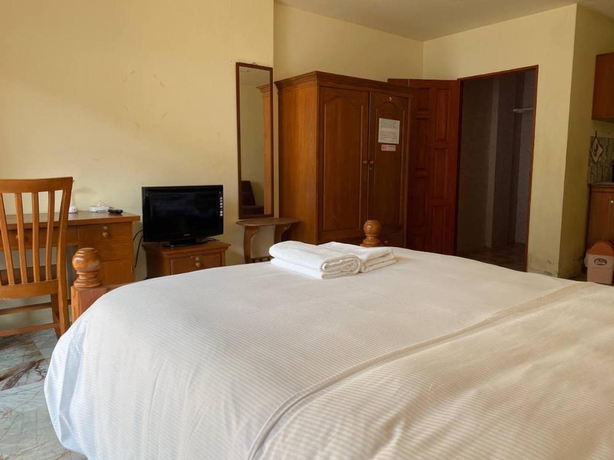 Orange Jomtien Hotel Ngoại thất bức ảnh