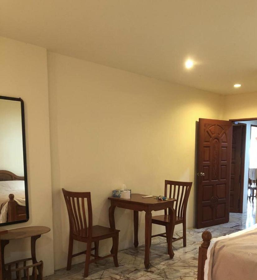 Orange Jomtien Hotel Ngoại thất bức ảnh