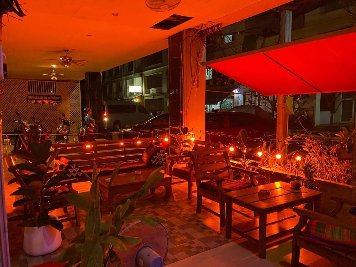 Orange Jomtien Hotel Ngoại thất bức ảnh